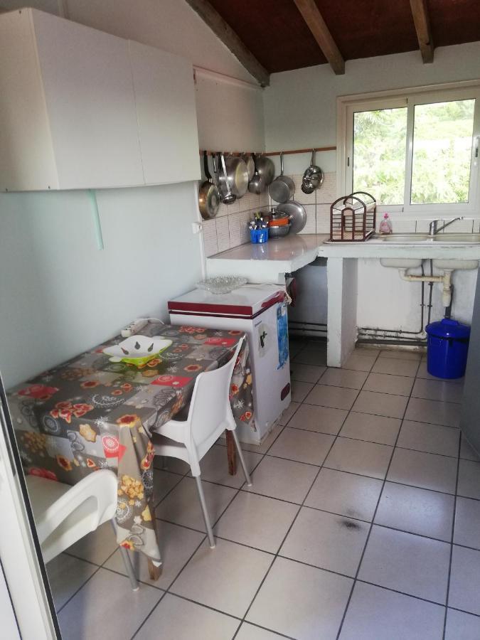 Appartement Avec Vue Sur Mer Bouillante Εξωτερικό φωτογραφία